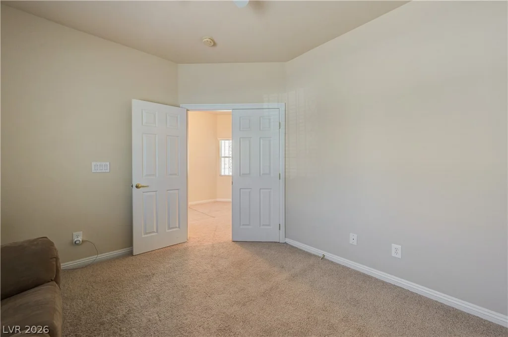 1711 Spotted Wolf, Las Vegas, NV 89123