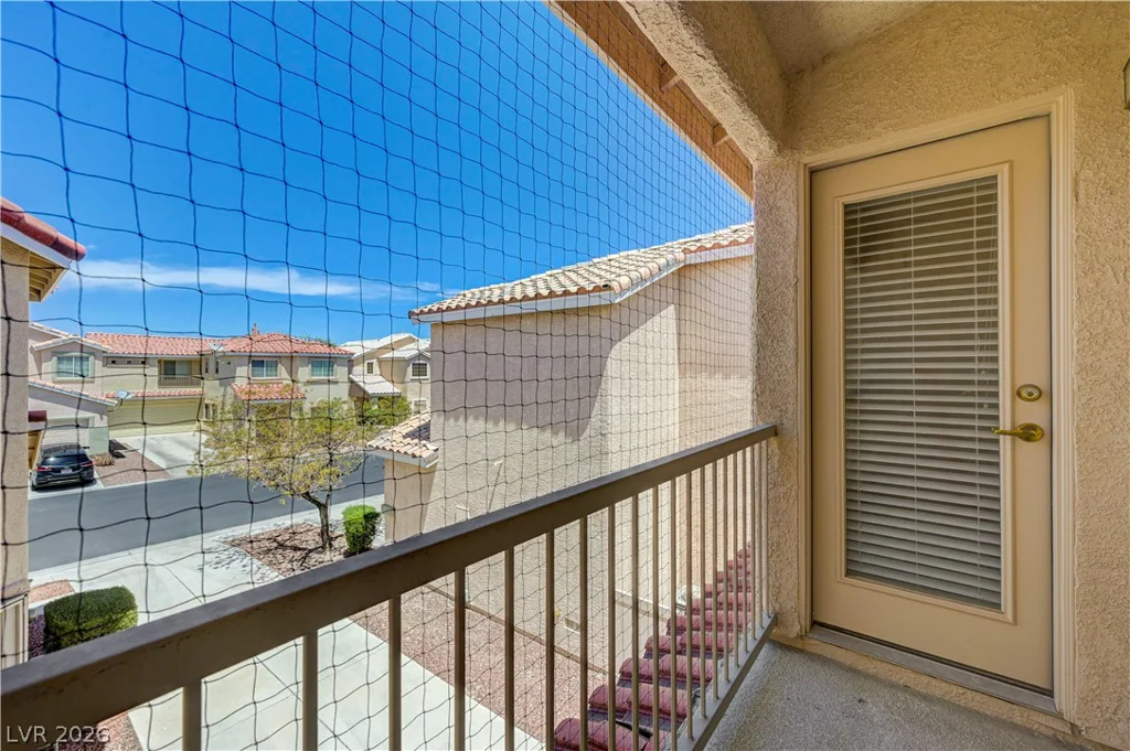 1711 Spotted Wolf, Las Vegas, NV 89123