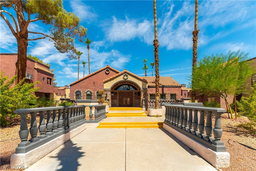 4050 Pacific Harbors, Las Vegas, NV 89121