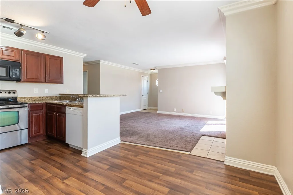 4050 Pacific Harbors, Las Vegas, NV 89121