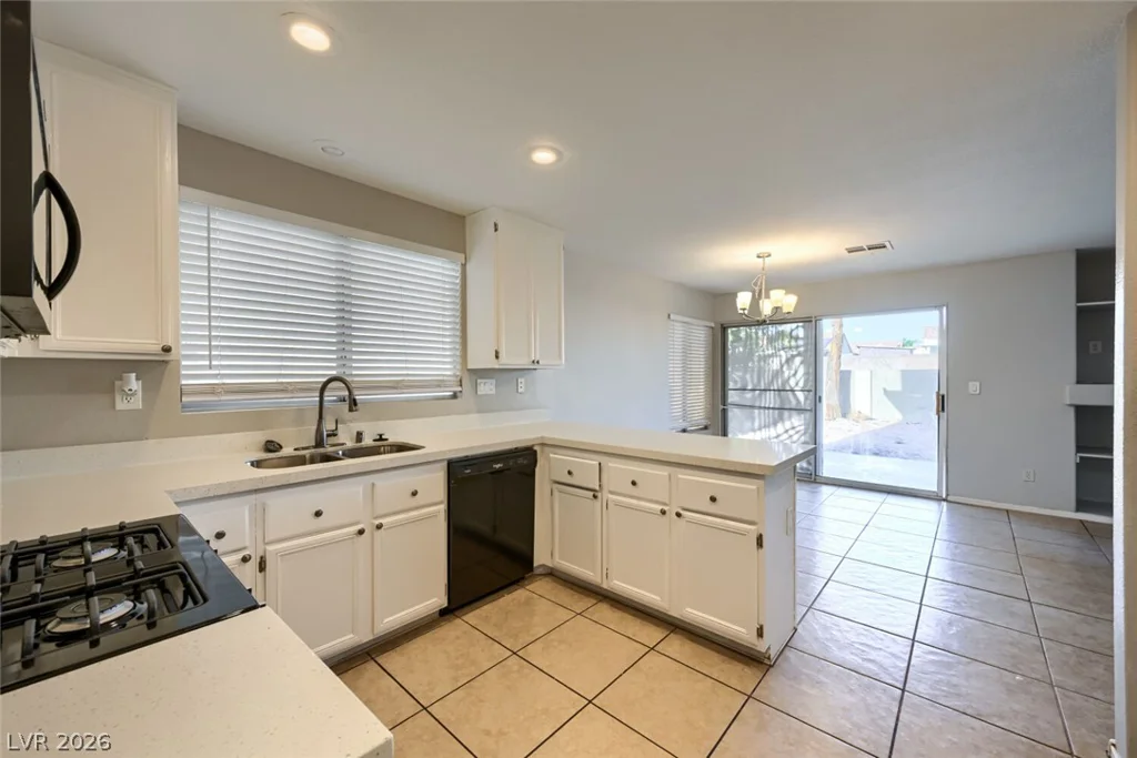 6027 Dawn View, North Las Vegas, NV 89031