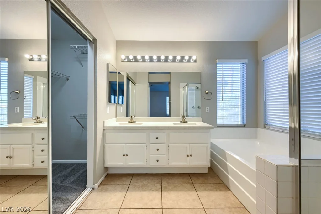 6027 Dawn View, North Las Vegas, NV 89031