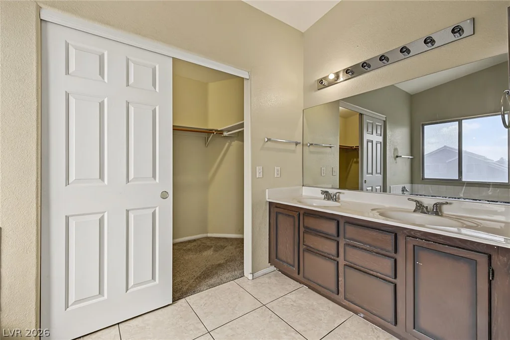 7429 Tamarind, Las Vegas, NV 89147