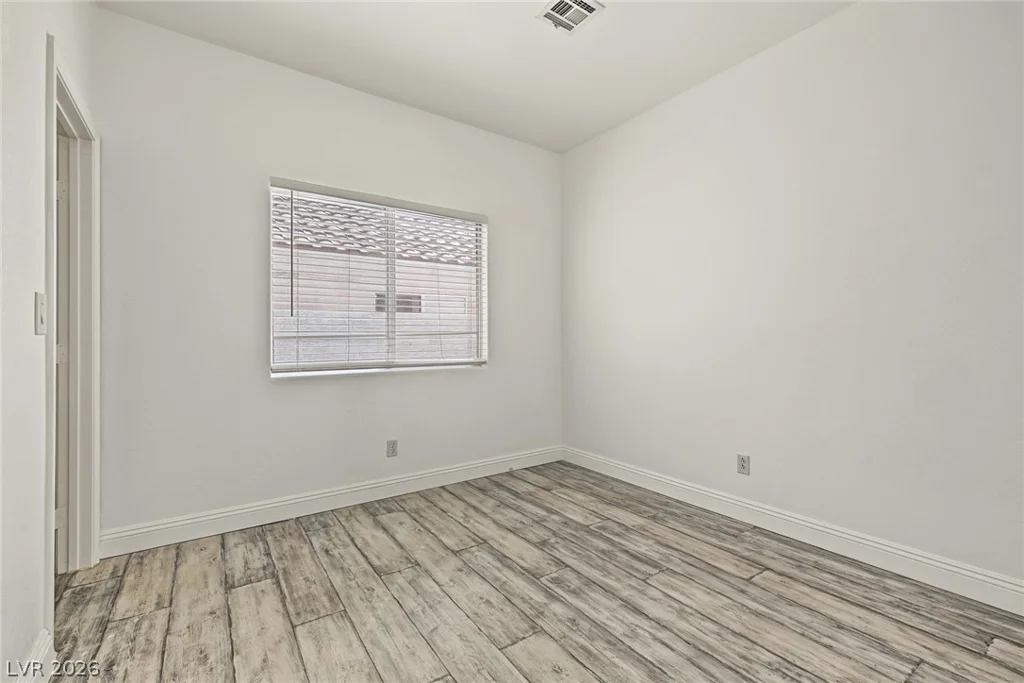 7429 Tamarind, Las Vegas, NV 89147