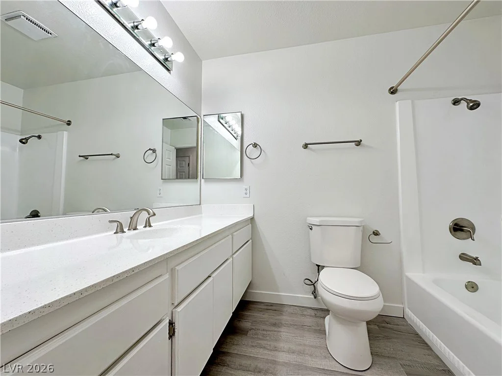 2501 Oak Glen, Las Vegas, NV 89115