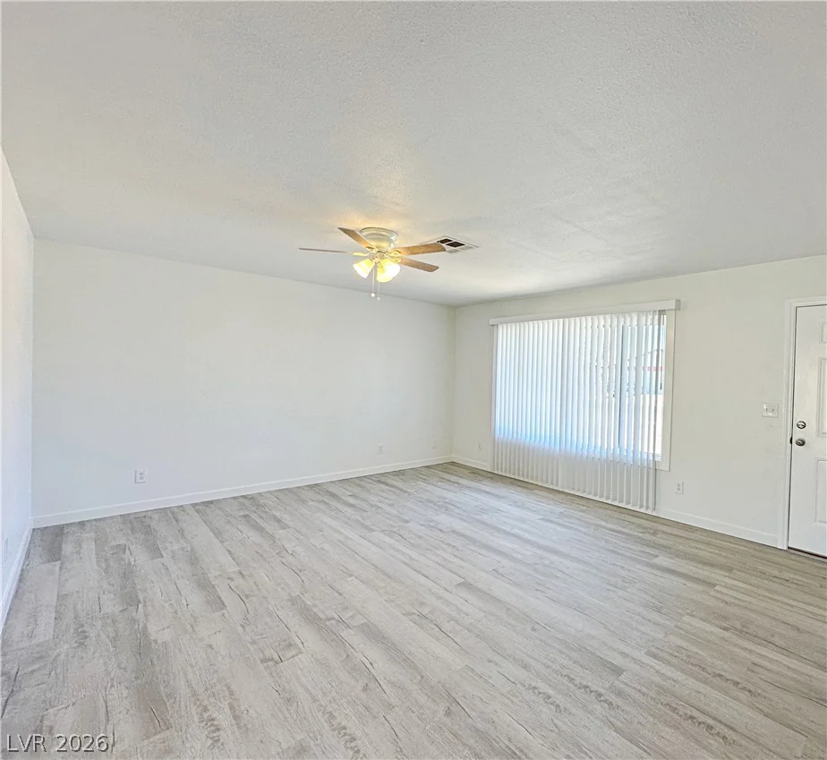 2501 Oak Glen, Las Vegas, NV 89115