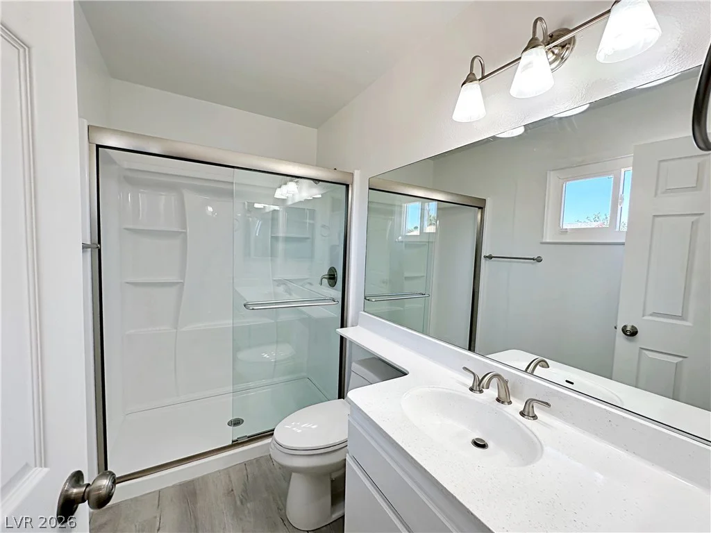 2501 Oak Glen, Las Vegas, NV 89115