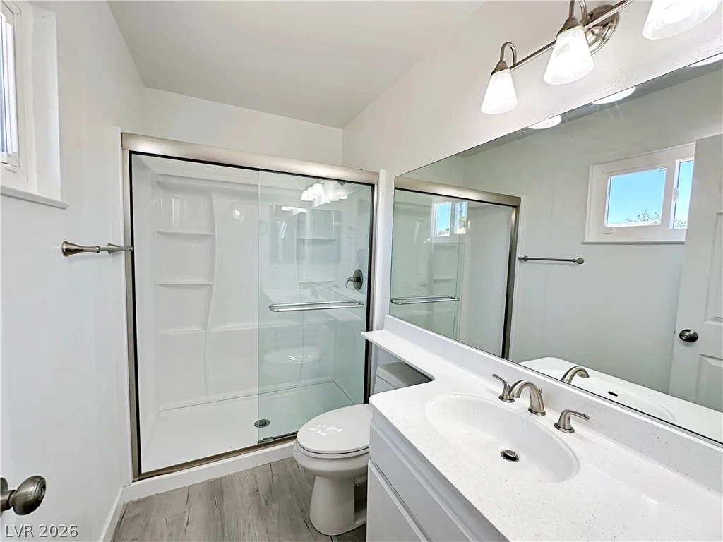 2501 Oak Glen, Las Vegas, NV 89115
