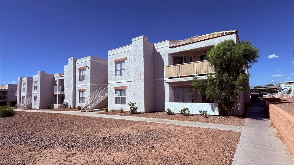6800 Lake Mead, Las Vegas, NV 89156