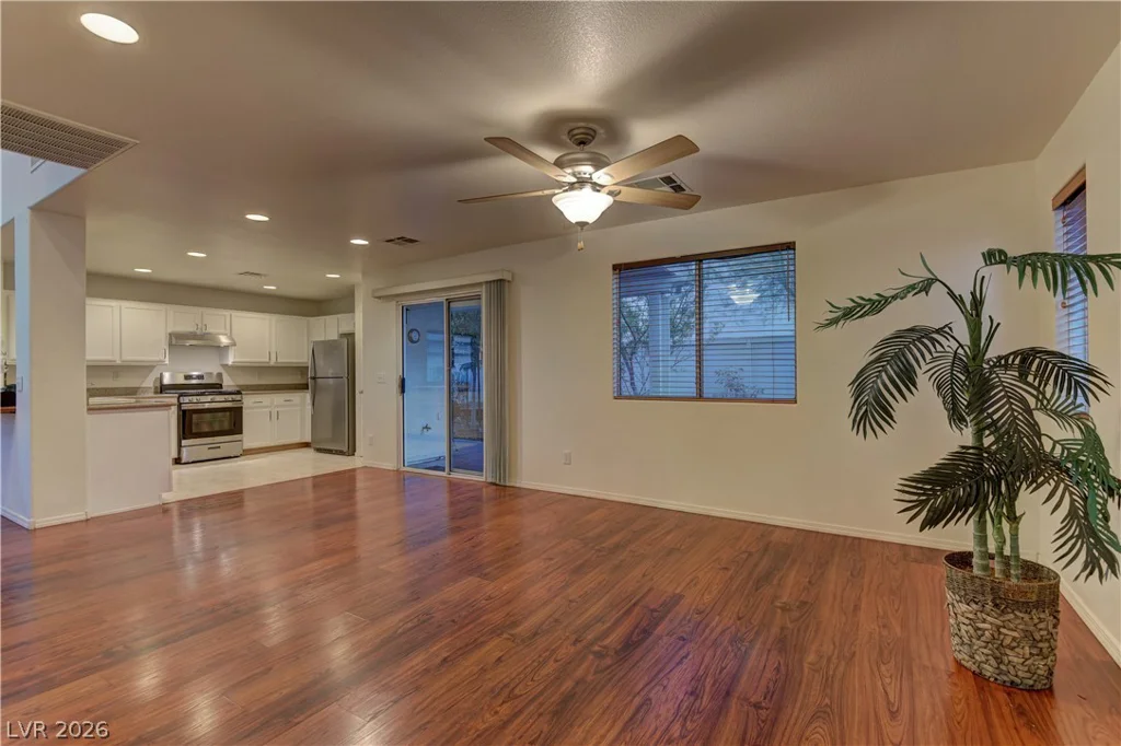 10532 Pena Blanca, Las Vegas, NV 89183