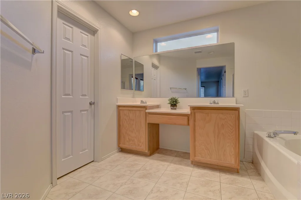 10532 Pena Blanca, Las Vegas, NV 89183