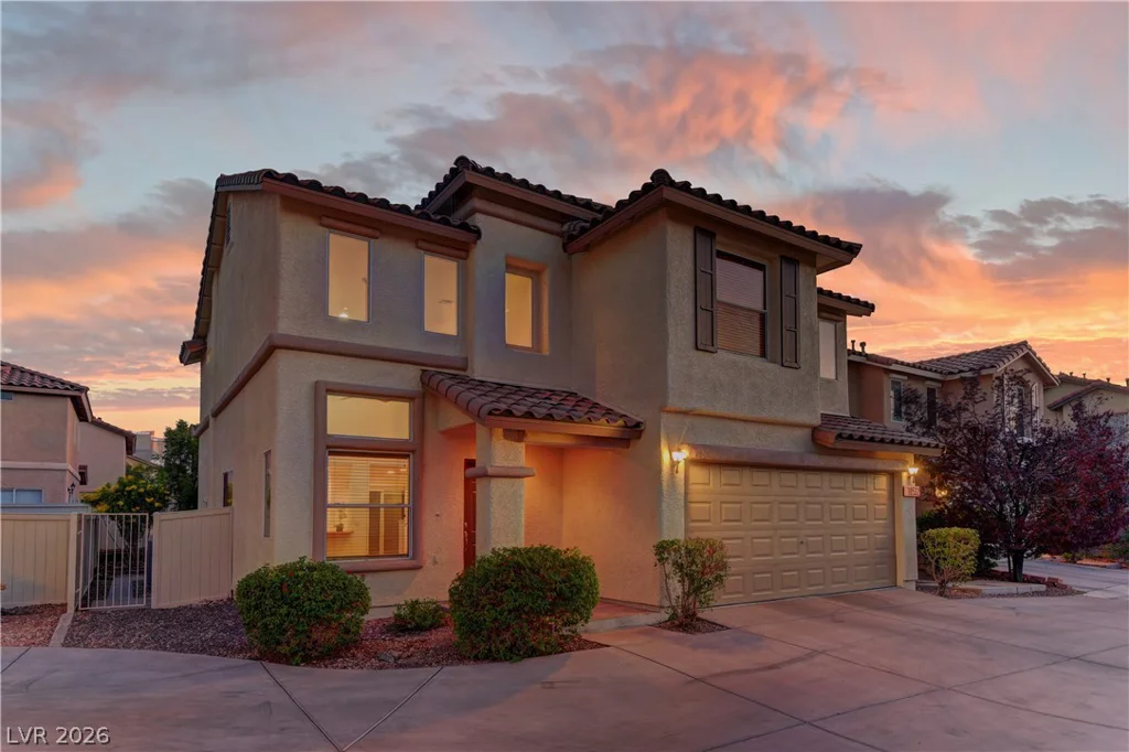 10532 Pena Blanca, Las Vegas, NV 89183