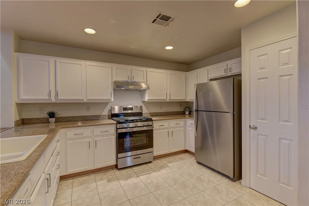 10532 Pena Blanca, Las Vegas, NV 89183