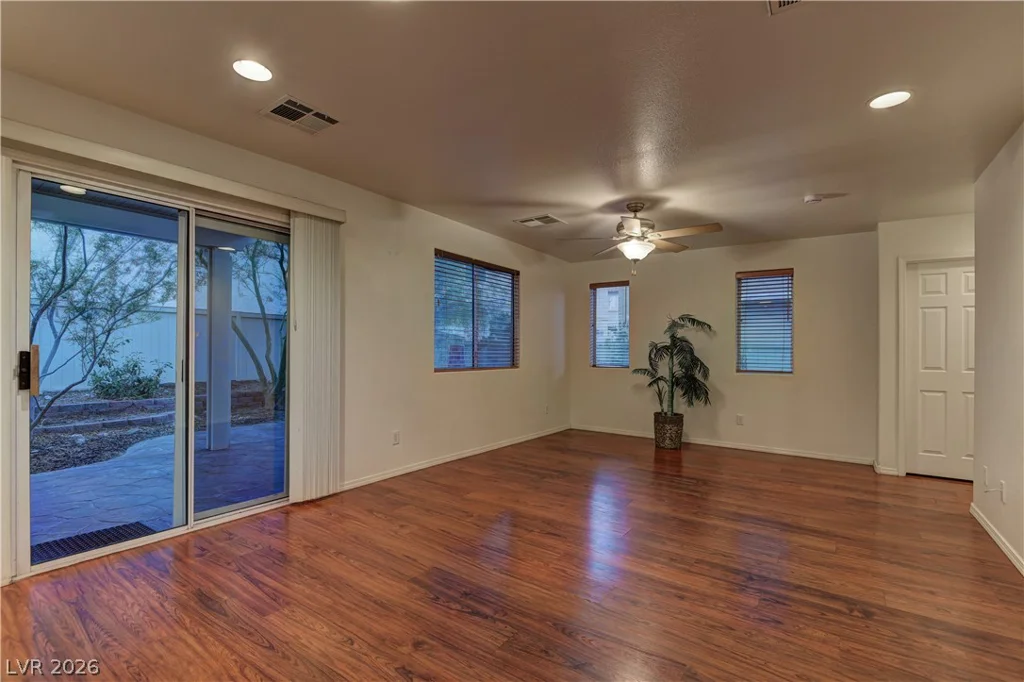 10532 Pena Blanca, Las Vegas, NV 89183