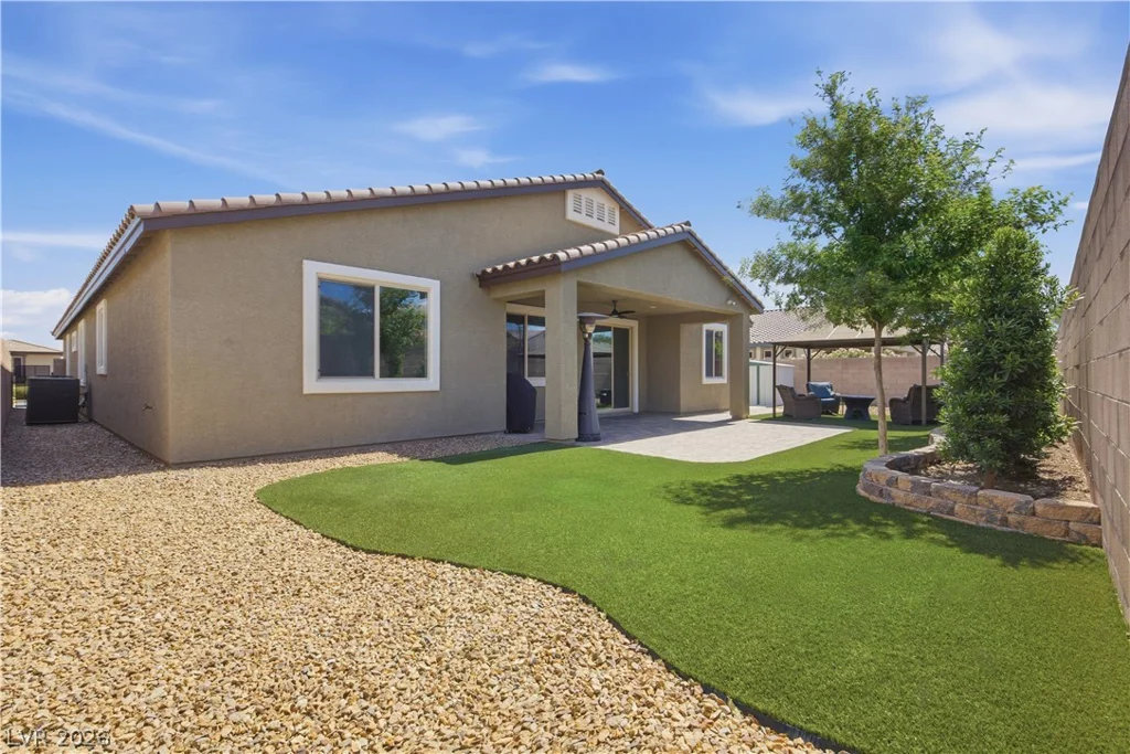7345 Quaking Aspen, Las Vegas, NV 89149
