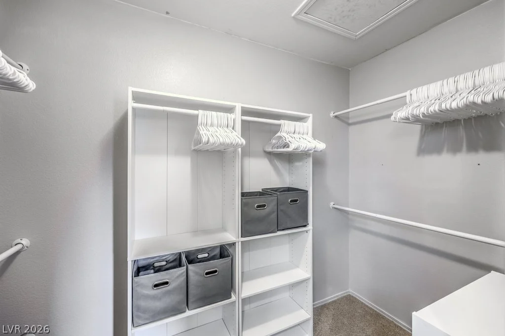 10669 Pueblo Springs, Las Vegas, NV 89183