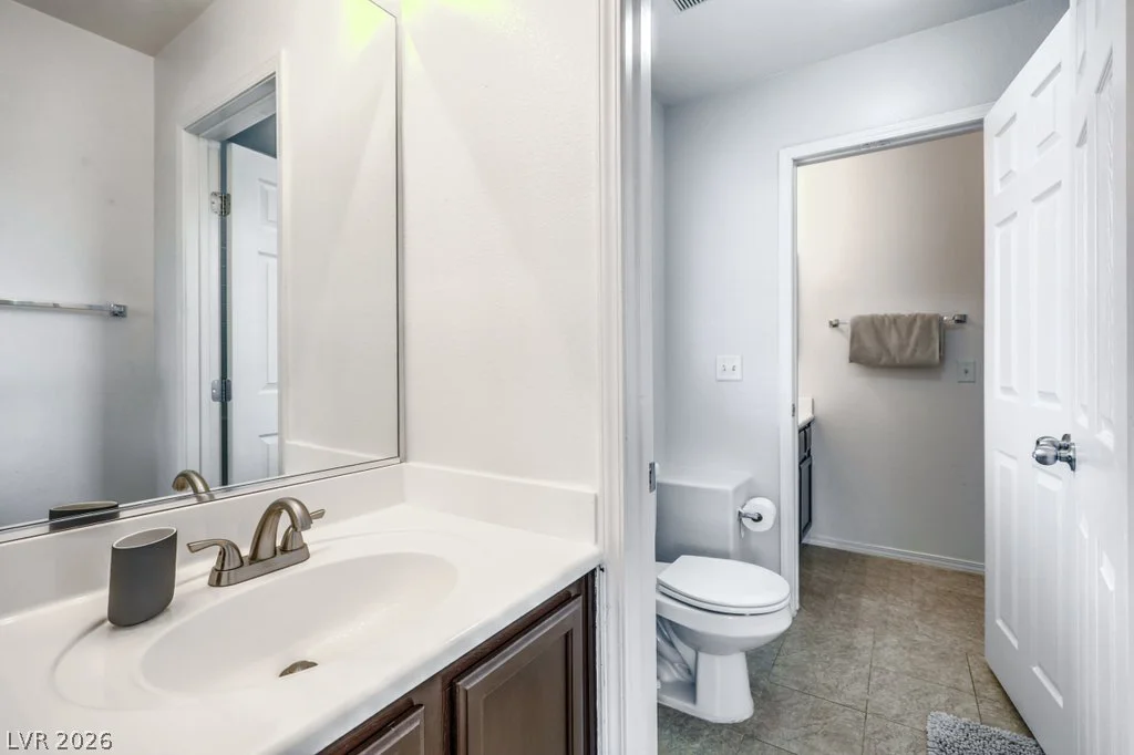 10669 Pueblo Springs, Las Vegas, NV 89183