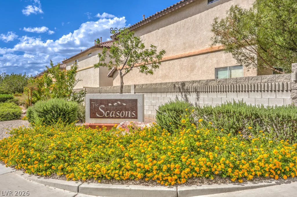 10669 Pueblo Springs, Las Vegas, NV 89183