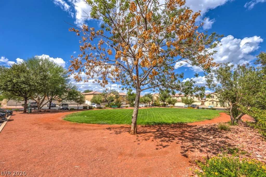 10669 Pueblo Springs, Las Vegas, NV 89183