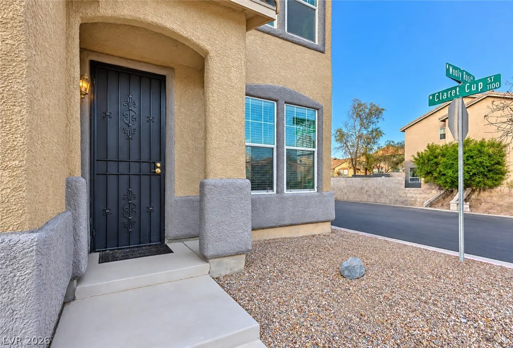 2704 Wooly Rose, Las Vegas, NV 89106
