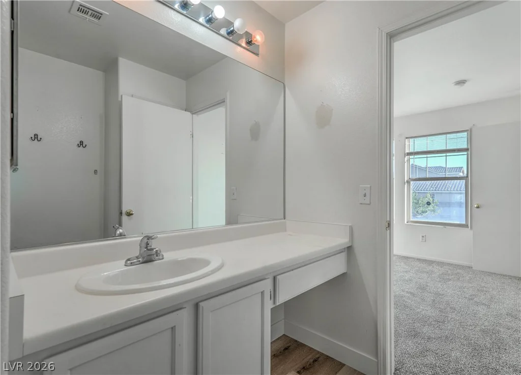 2704 Wooly Rose, Las Vegas, NV 89106