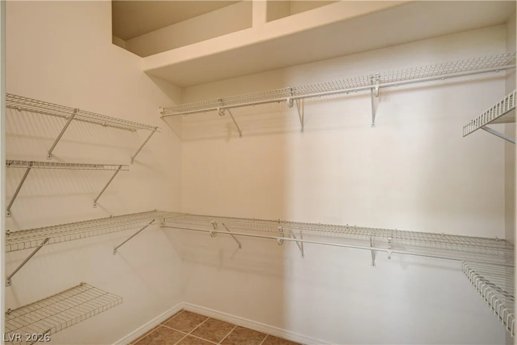 11024 Clarion, Las Vegas, NV 89134