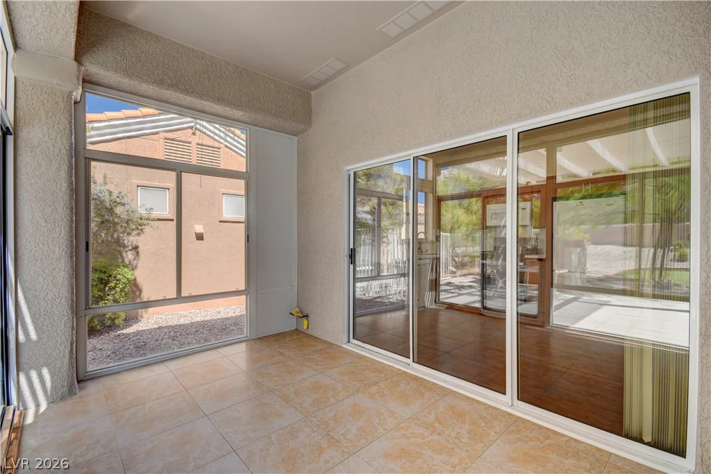 11024 Clarion, Las Vegas, NV 89134