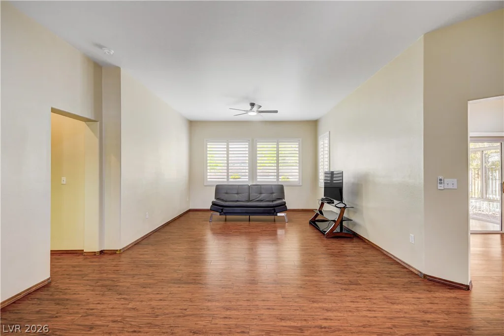 11024 Clarion, Las Vegas, NV 89134