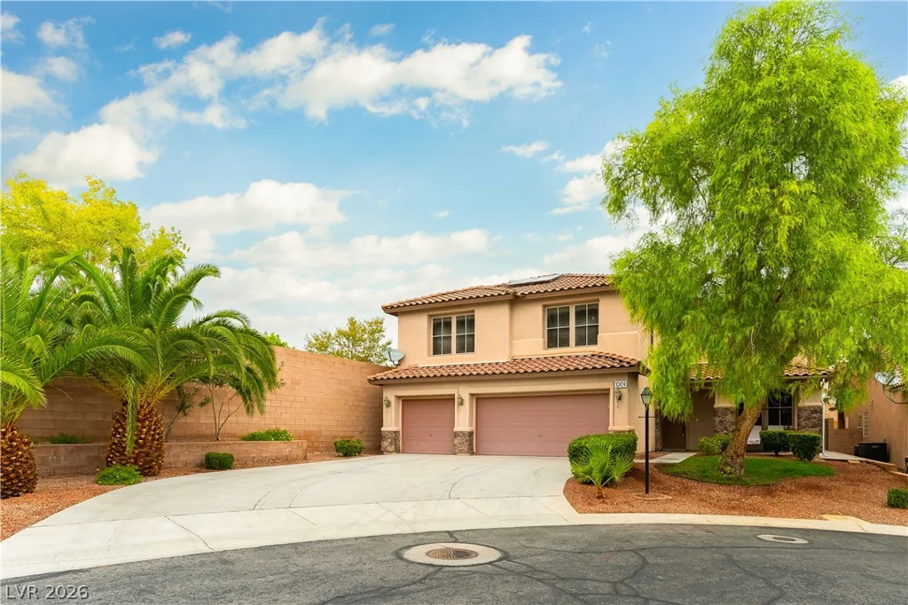 10424 Grassyrock, Las Vegas, NV 89129