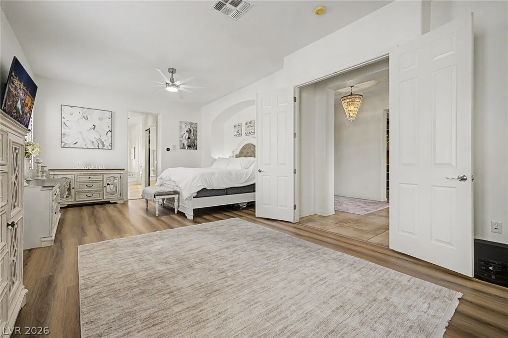 2005 Shelbyville, Henderson, NV 89052
