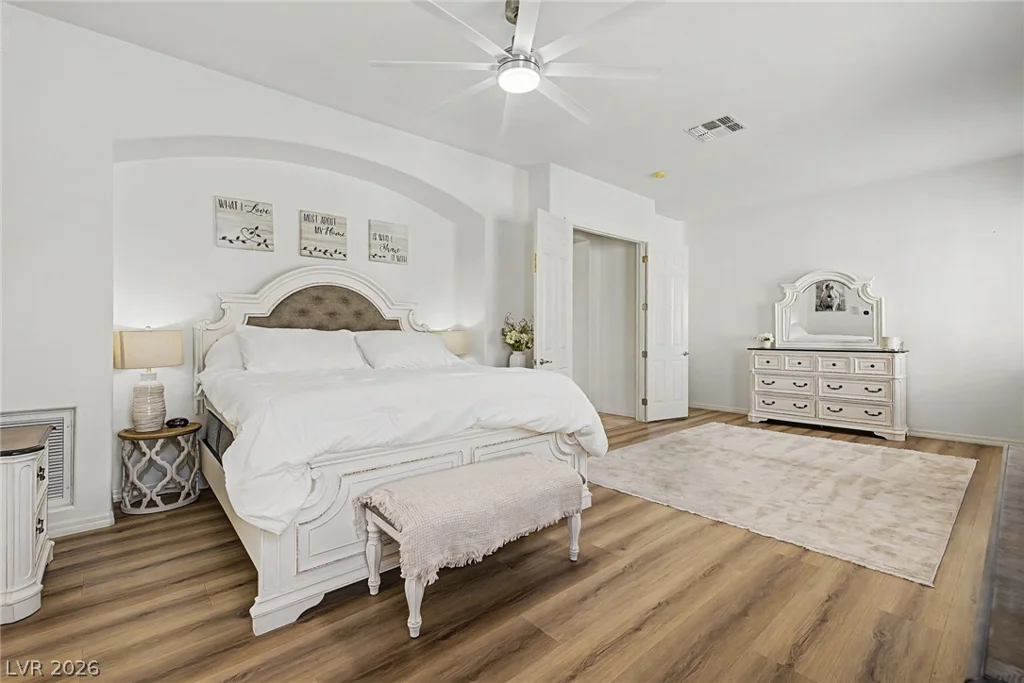 2005 Shelbyville, Henderson, NV 89052