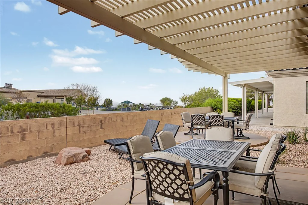 2005 Shelbyville, Henderson, NV 89052