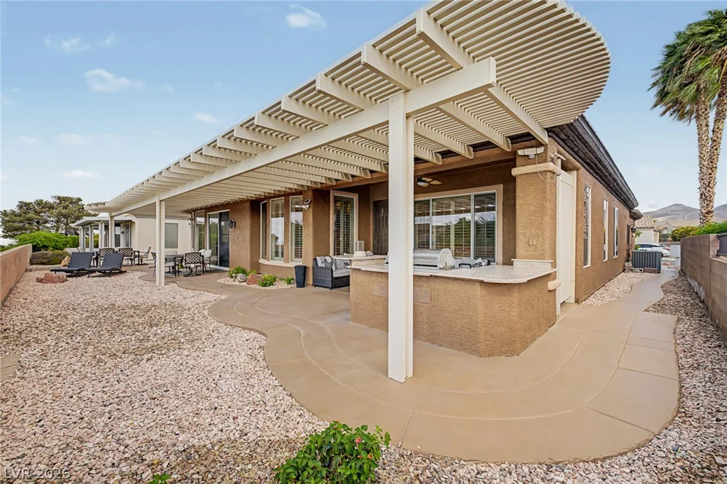 2005 Shelbyville, Henderson, NV 89052