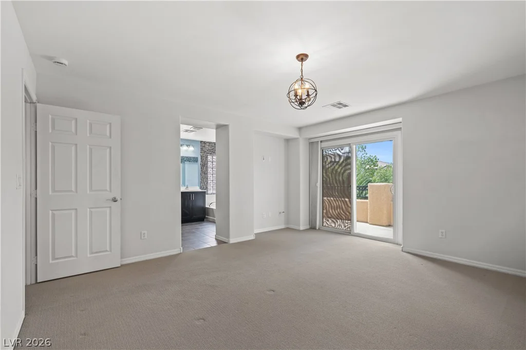 1021 Chestnut Chase, Las Vegas, NV 89138