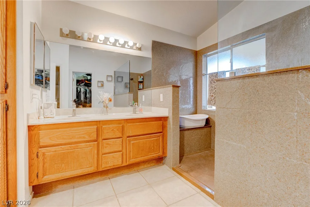 3500 Tenaya, Las Vegas, NV 89129