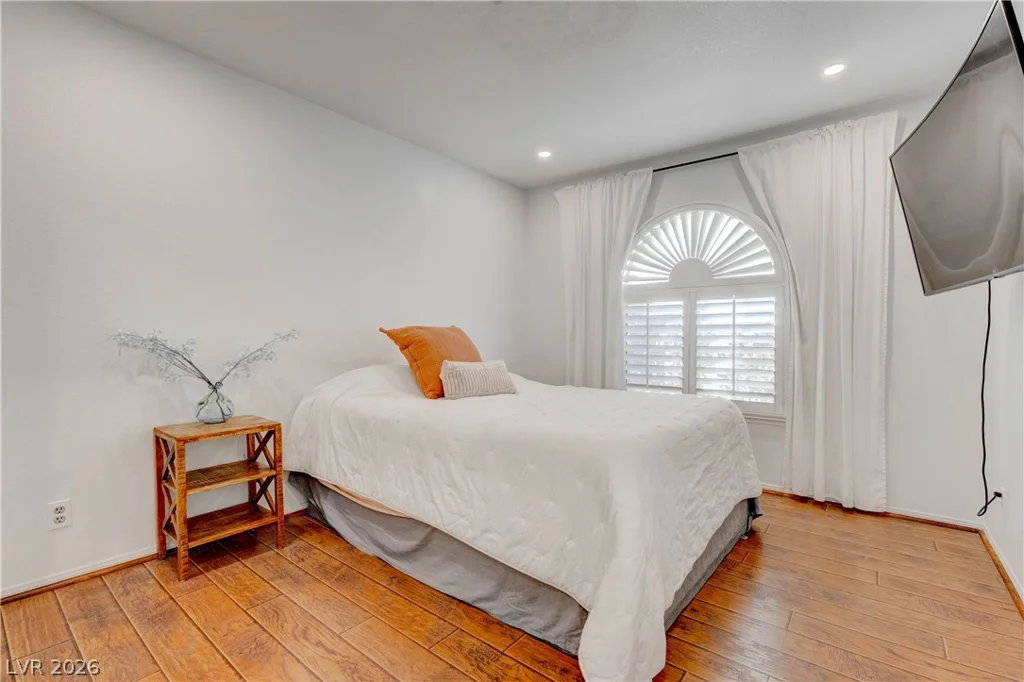 3500 Tenaya, Las Vegas, NV 89129