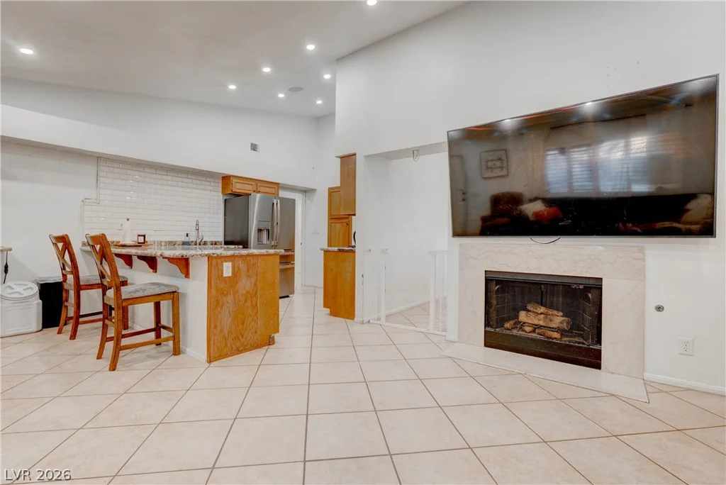 3500 Tenaya, Las Vegas, NV 89129