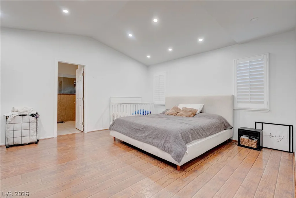 3500 Tenaya, Las Vegas, NV 89129