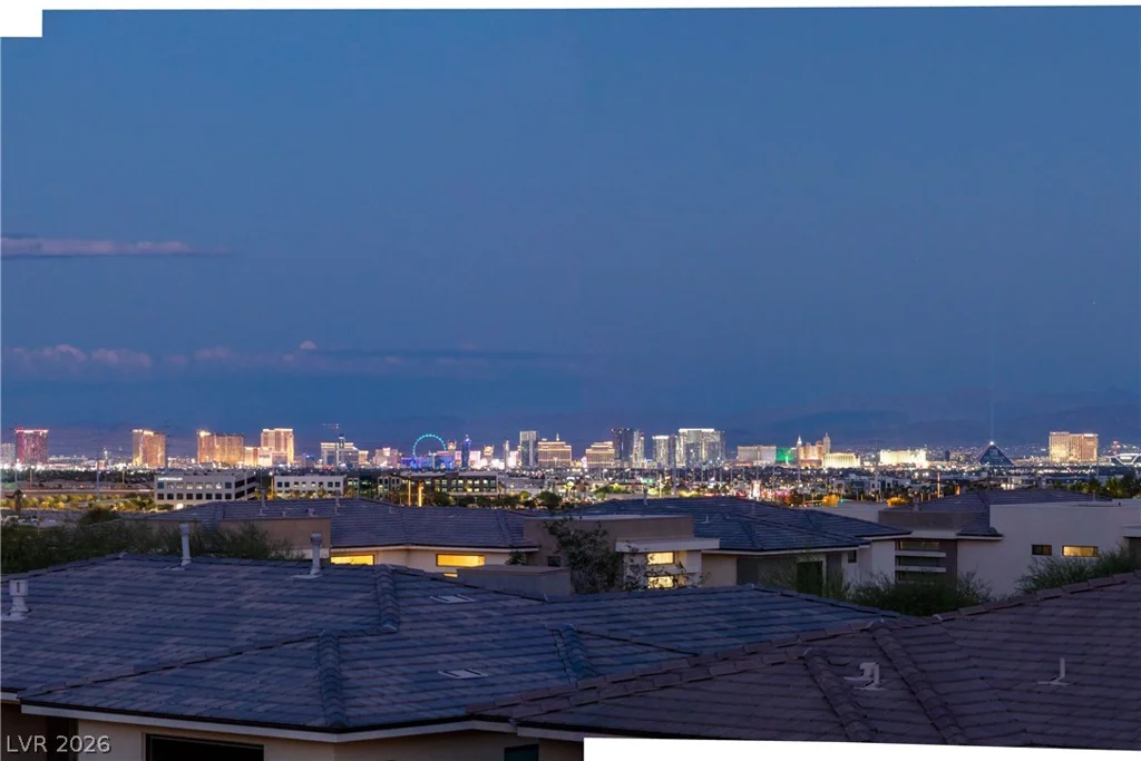 38 Hawkeye, Las Vegas, NV 89135