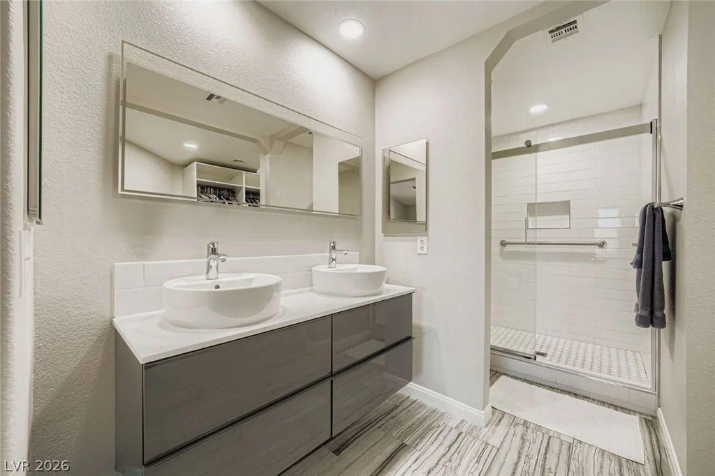 10059 Oak Creek Canyon, Las Vegas, NV 89147