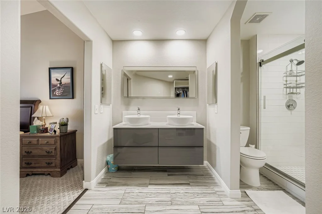 10059 Oak Creek Canyon, Las Vegas, NV 89147