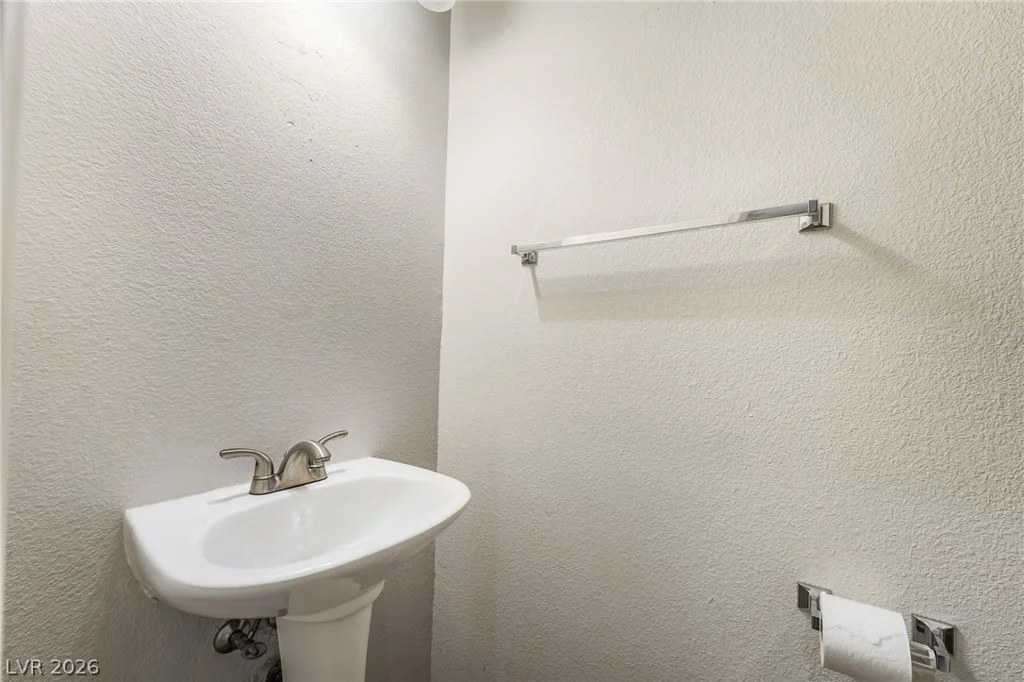 6245 Dan Blocker, Henderson, NV 89011