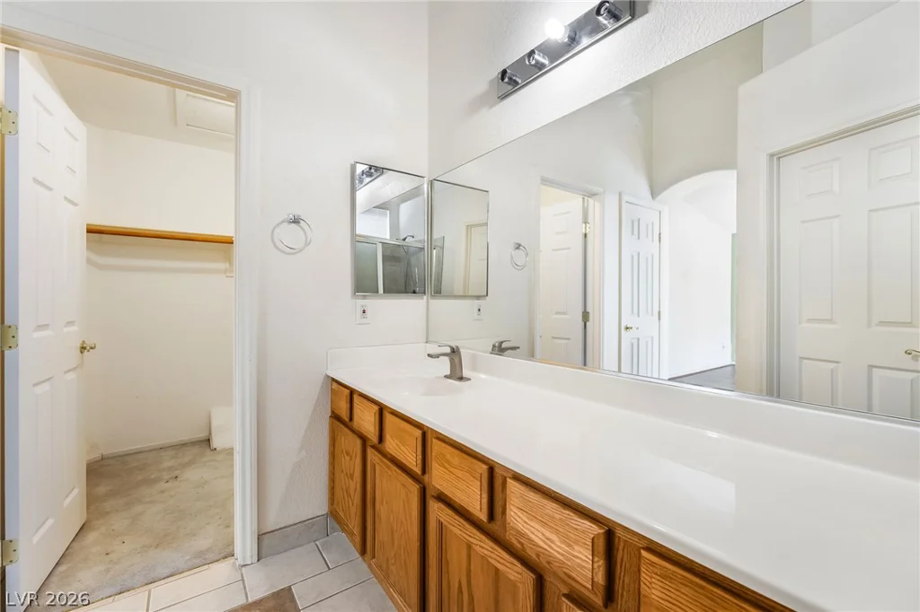 6245 Dan Blocker, Henderson, NV 89011