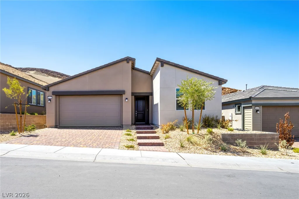 1429 Bianca Falls, Henderson, NV 89011