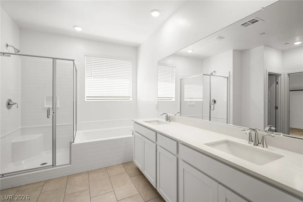 1429 Bianca Falls, Henderson, NV 89011