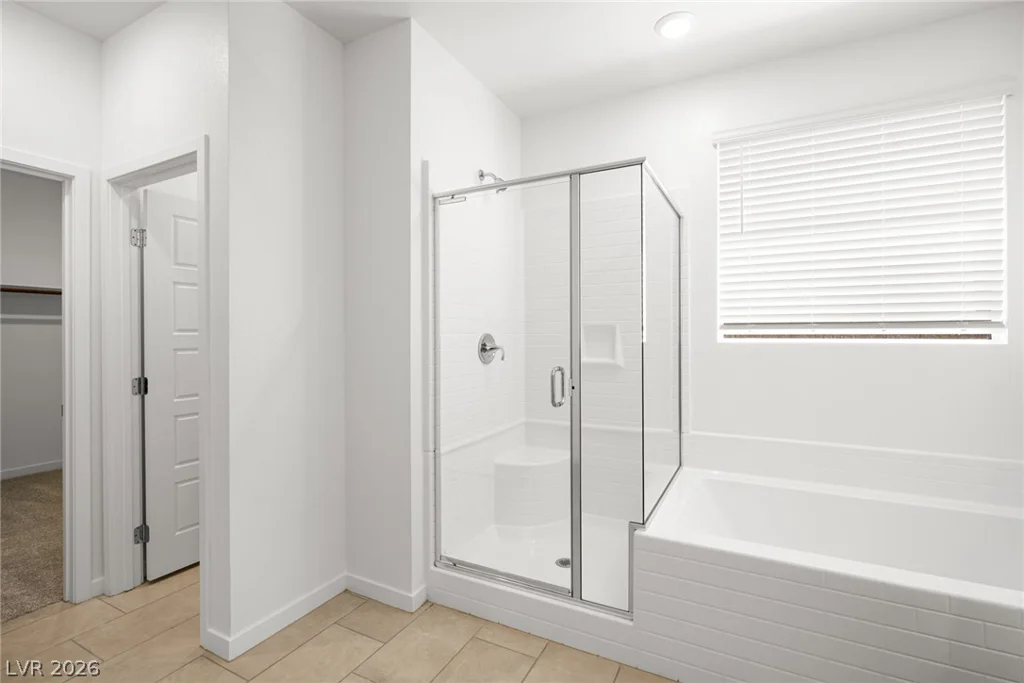 1429 Bianca Falls, Henderson, NV 89011