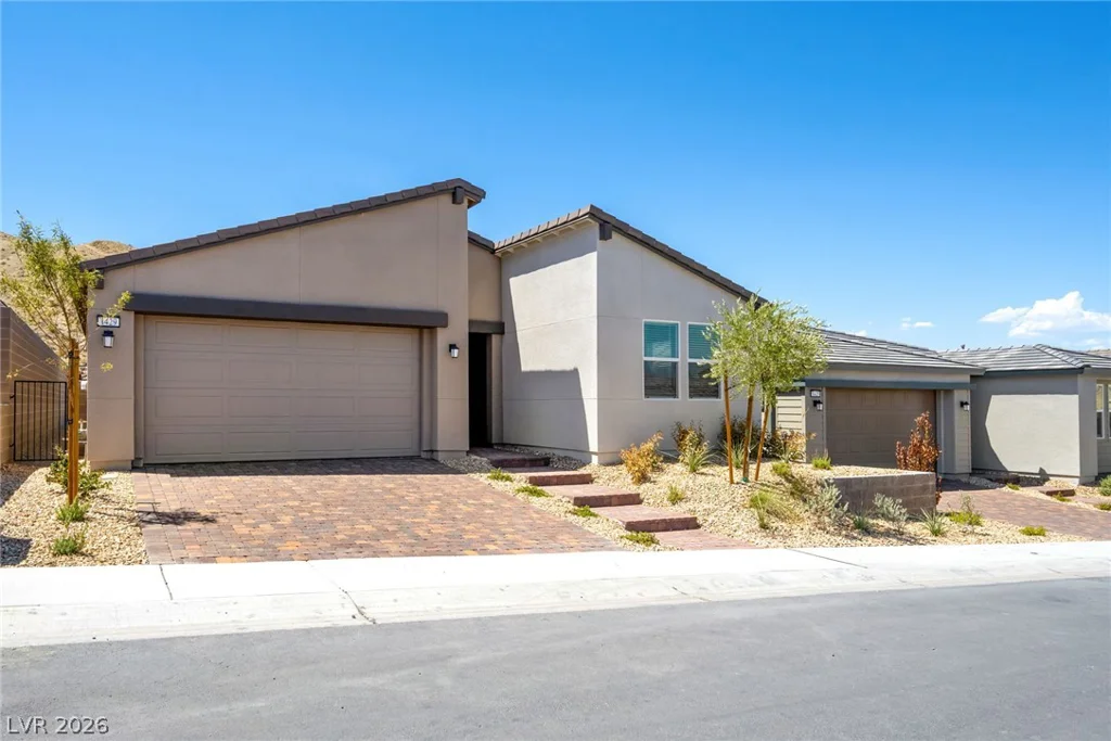 1429 Bianca Falls, Henderson, NV 89011