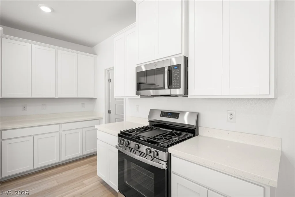 1429 Bianca Falls, Henderson, NV 89011