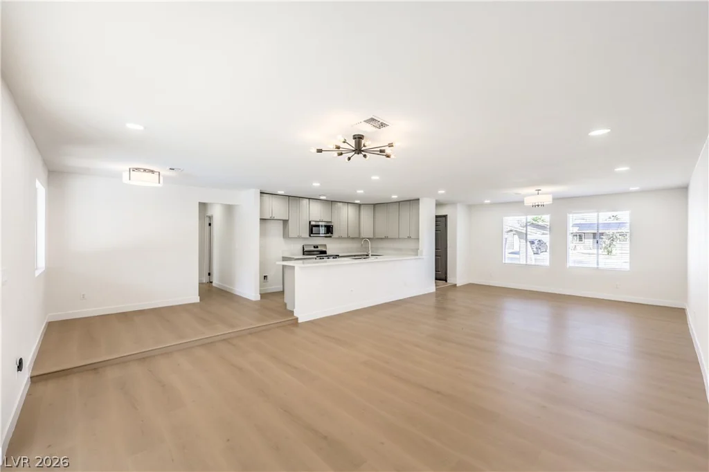 4309 Mott, Las Vegas, NV 89102