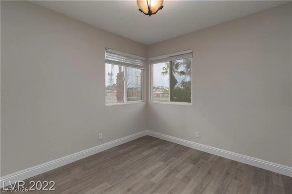 1814 Decatur, Las Vegas, NV 89108